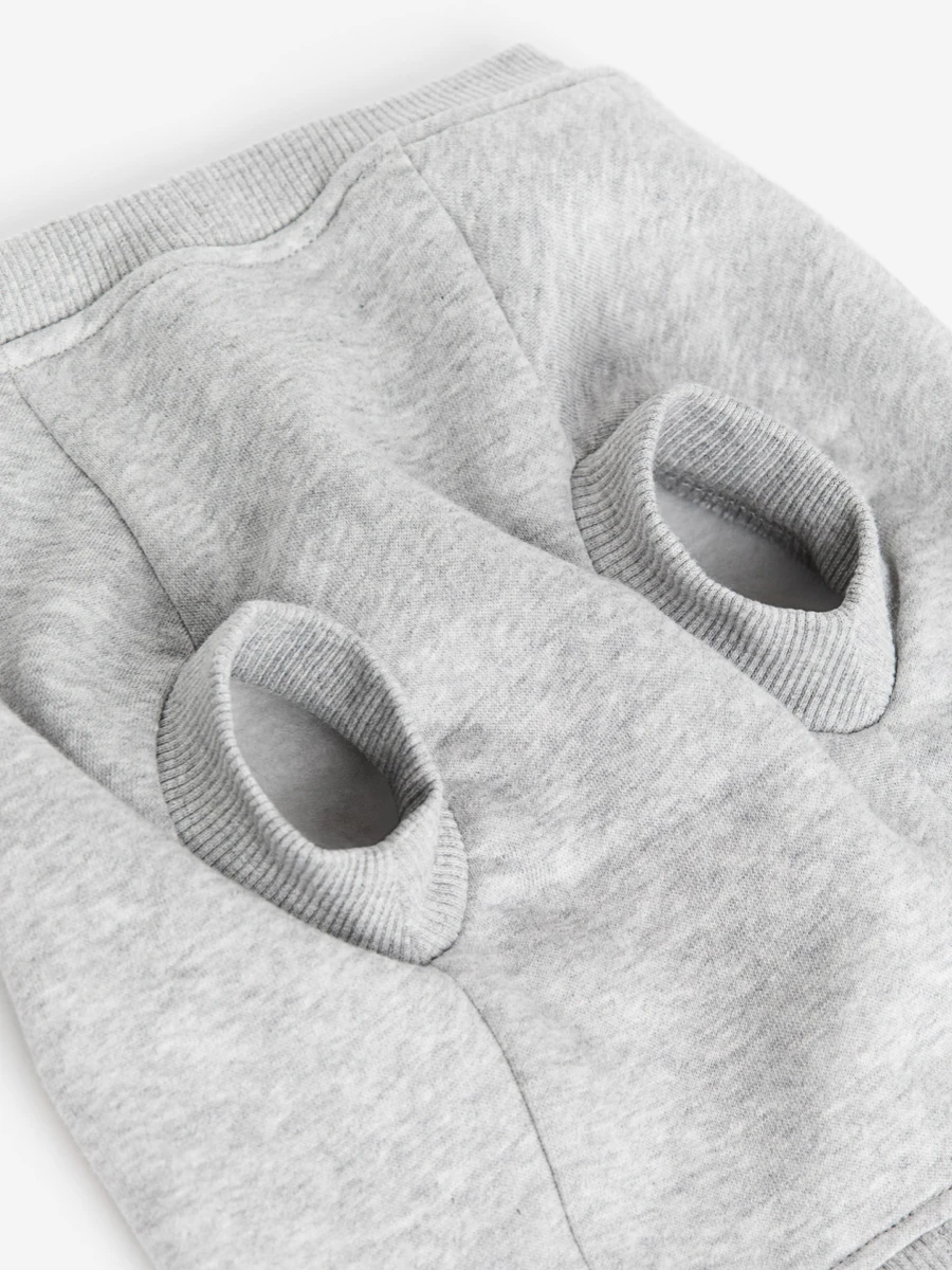 Pet clothes
