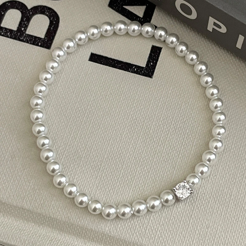 Elegant Pearl Bracelet with Crystal Accent for Women, White Pearl Stretch Bracelet for Women, Retro Beaded Zircon Pearl Bracelet for Women