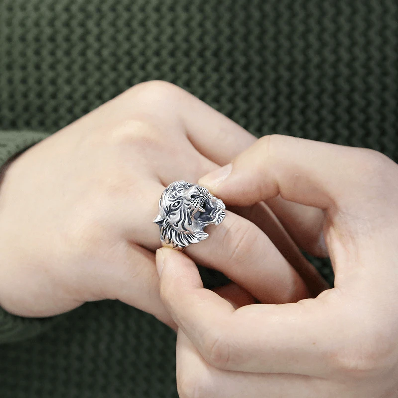 925 silver domineering men's tiger ring, Thai silver retro exaggerated tiger head ring