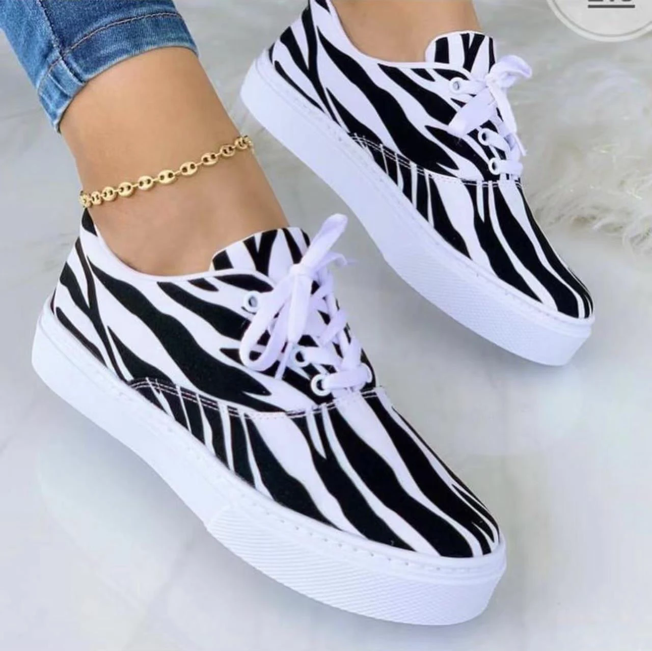 Women Sneakers Breathable Shoes