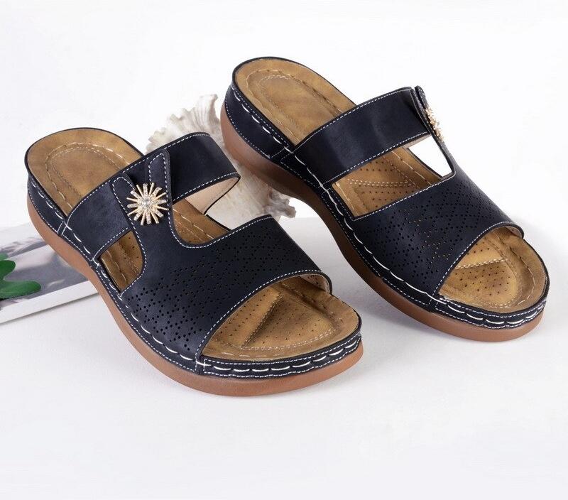 Fashion non-slip sandals with diamonds1