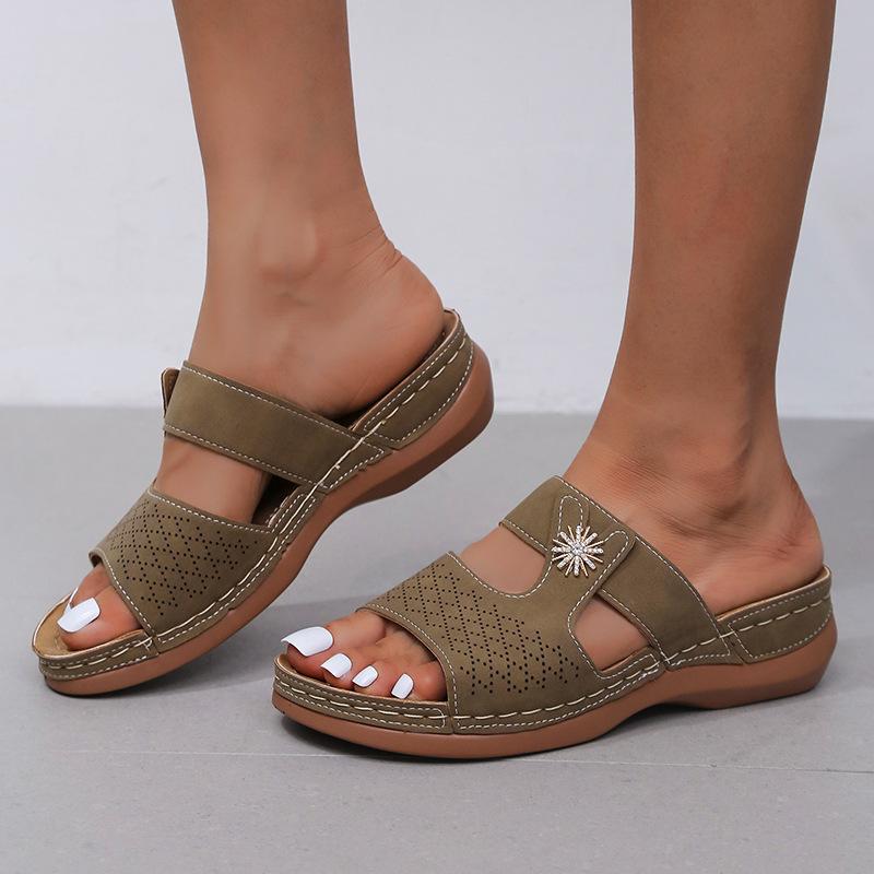 Fashion non-slip sandals with diamonds1