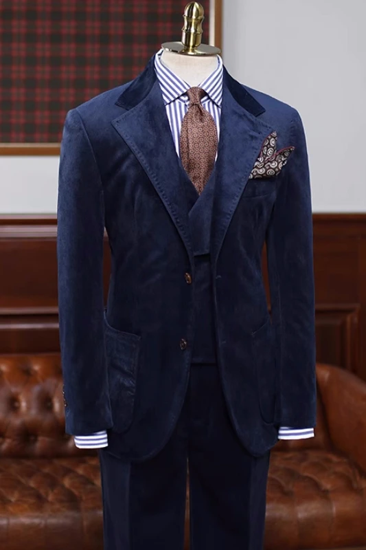 Cedric New Arrival Navy Blue Notched Lapel Three Pieces Velvet Prom Suits