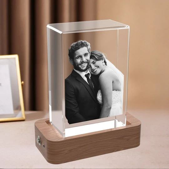 Personalised 3D Crystal Gifts