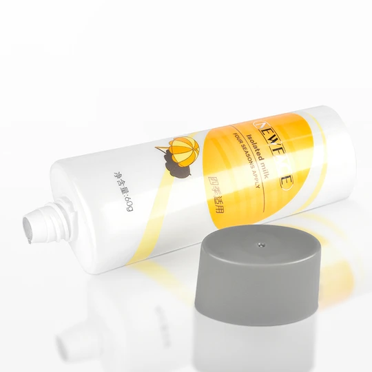 K351101-D35mm Oval Head Plastic Tube with Screw-on Cap