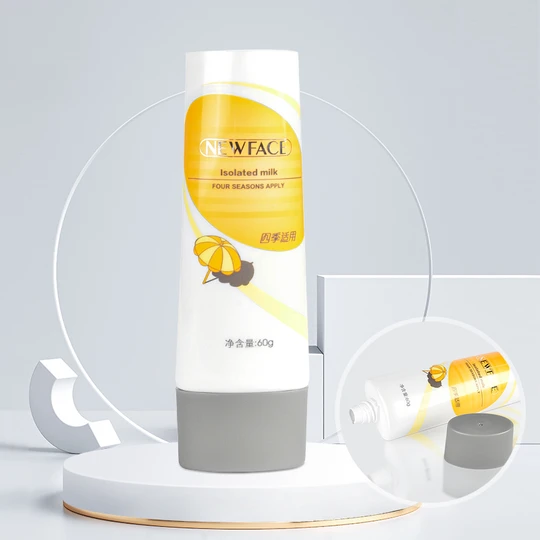 K351101-D35mm Oval Head Plastic Tube with Screw-on Cap