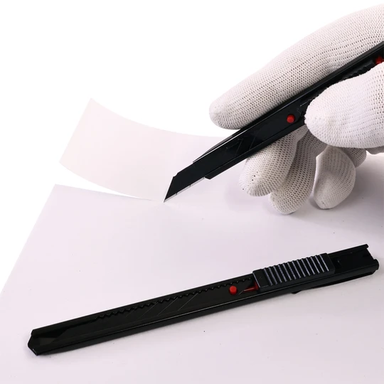 KUNAISI Design Black Blade 30 Degree Retractable Precision Art Utility Knife Knife Utility Carving Cutter Knife for Car Film