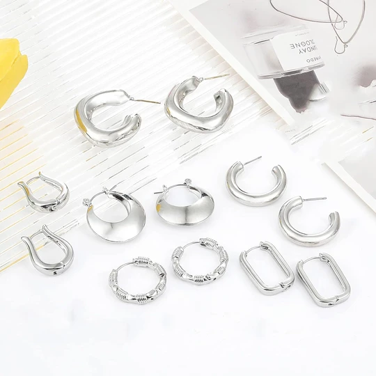 6 Pairs Gold Hoop 