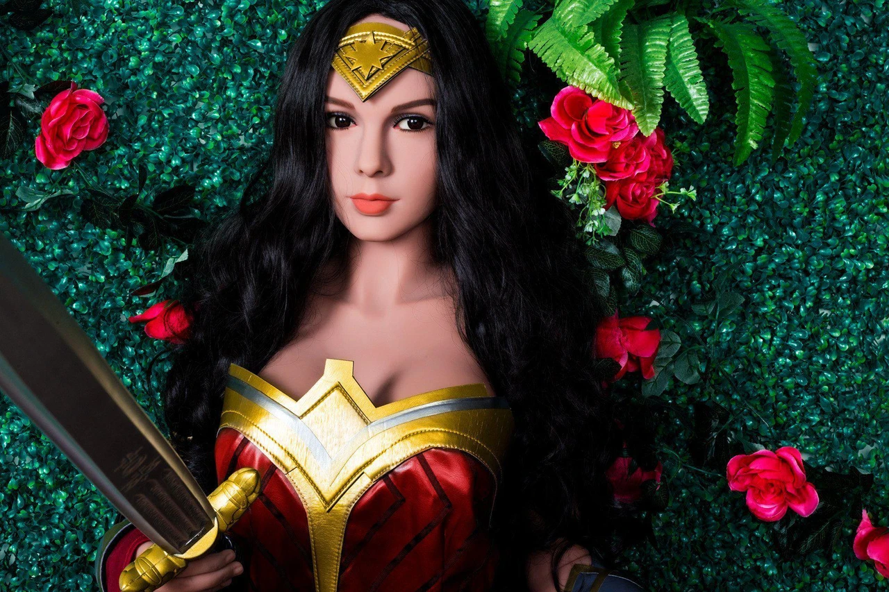 Wonder Woman   TPE Lifelike Sex Doll