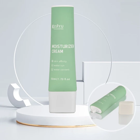 K301201-D30mm Oval Head Plastic Tube with Screw-on Cap