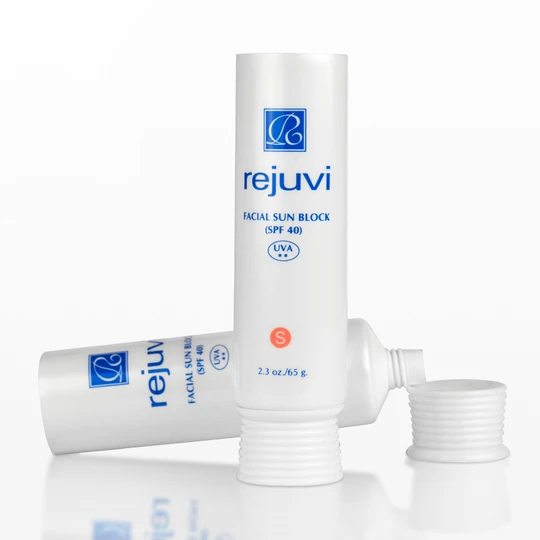 K350204-D35mm Flat Head Plastic Tube with Screw On Cap