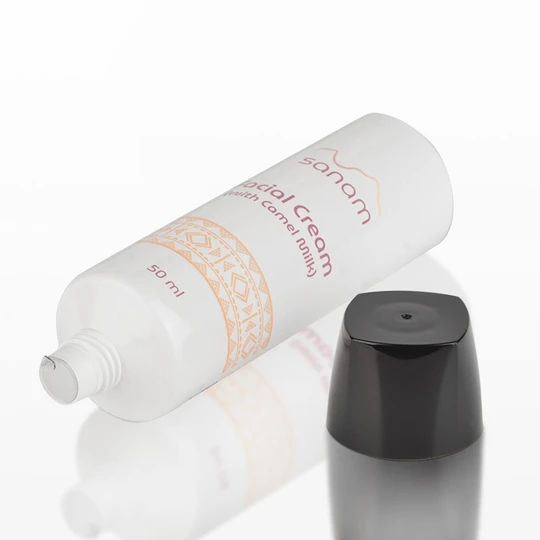 K350207-D35mm Flat Head Plastic Tube with Screw On Cap