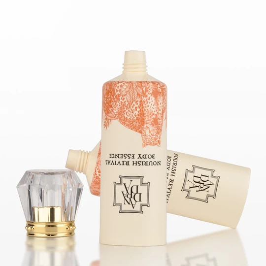 K350209-D35mm Flat Head Plastic Tube with Screw On Cap