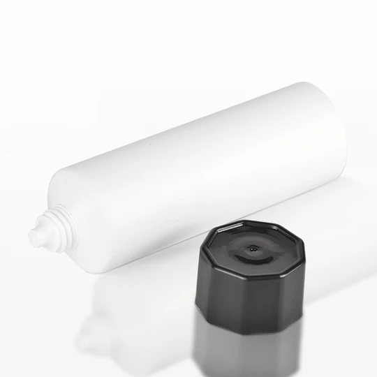 K400501-D40mm Flat Head Plastic Tube with Octagonal Screw On Cap