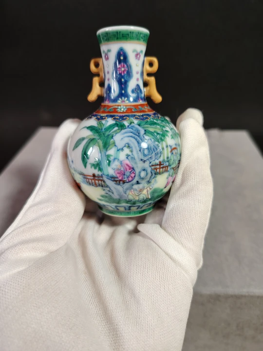 Doucai Gilded Double-Eared Vase