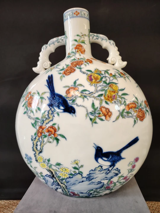 Doucai "Happiness on the Eyebrow" Double-Handle Flat Vase