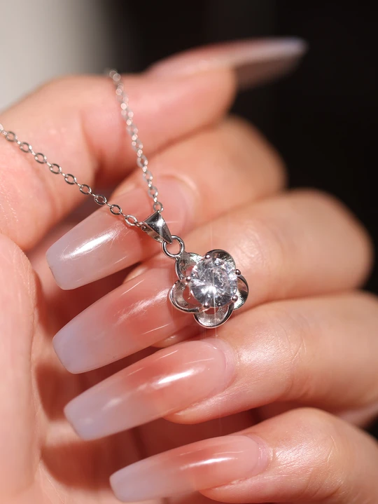 S925 Sterling Silver Adjustable Necklace with a Flower Pendant for Women