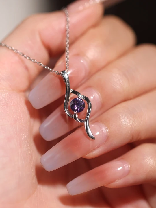 S925 Sterling Silver Adjustable Necklace with a Leaf Pendant for Women