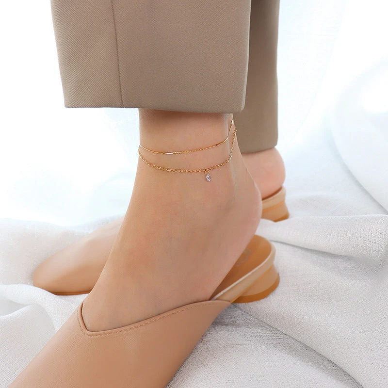 DOUBLE LAYERED MINIMALIST ANKLET