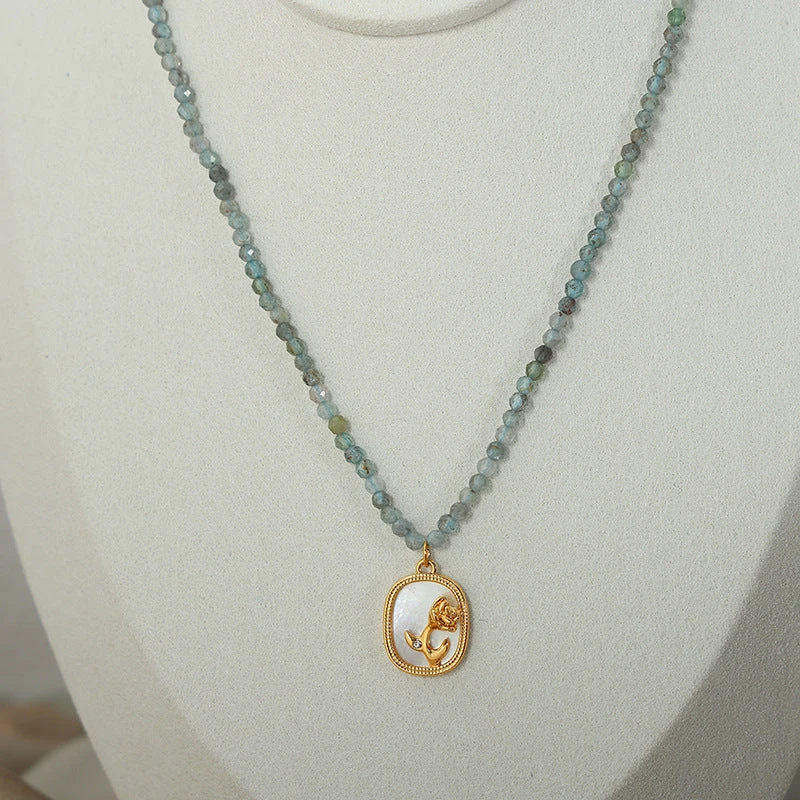 FANGPAI WHITE SEA SHELL ROSE NECKLACE