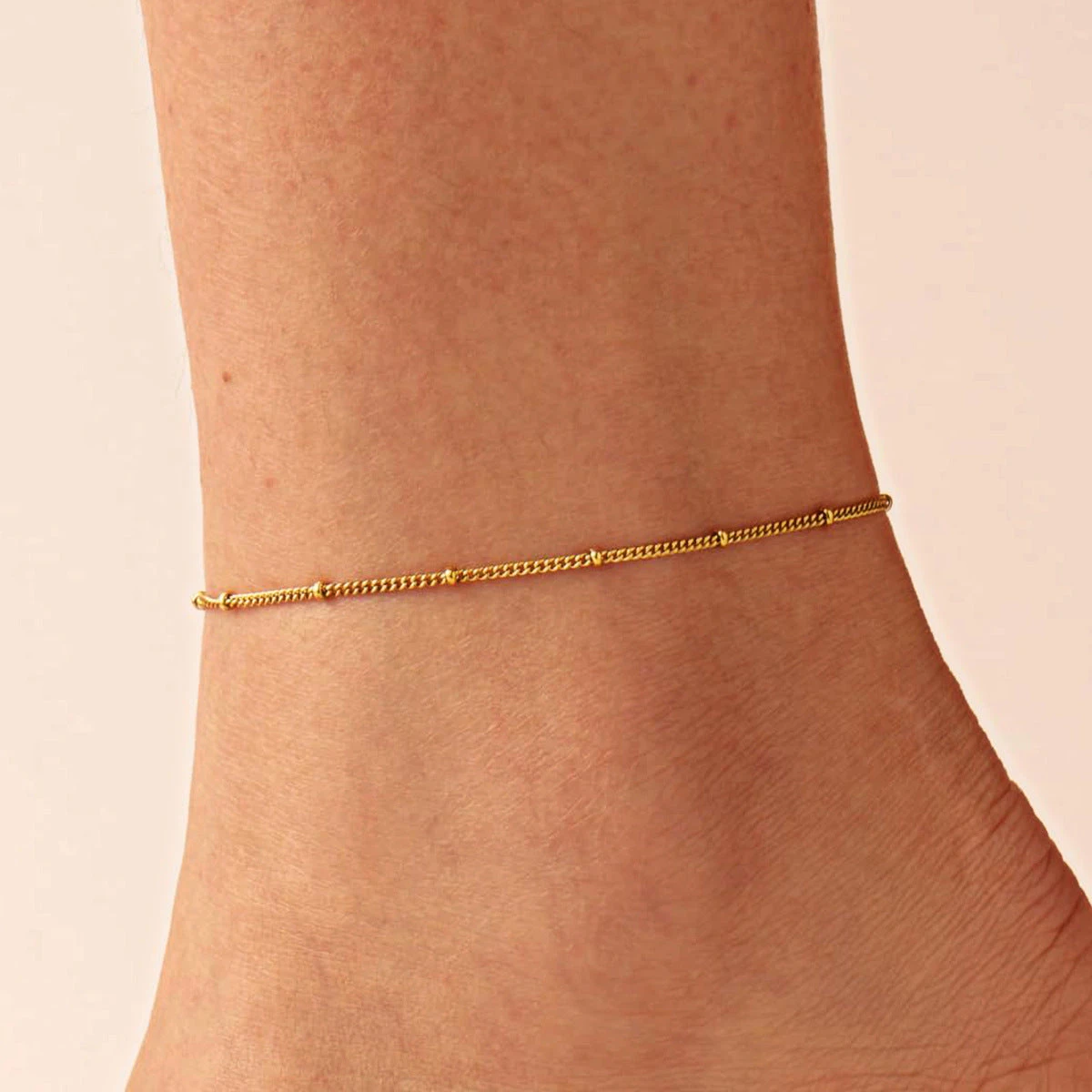 MINIMALLY DESIGNED ANKLE CHAIN