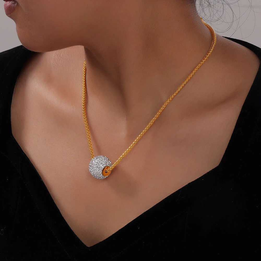 ROUND BALL PENDANT NECKLACE