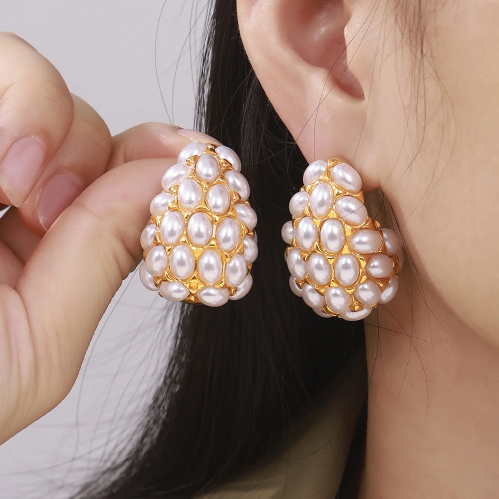 WATER DROPLET IMITATION PEARL EARRINGS