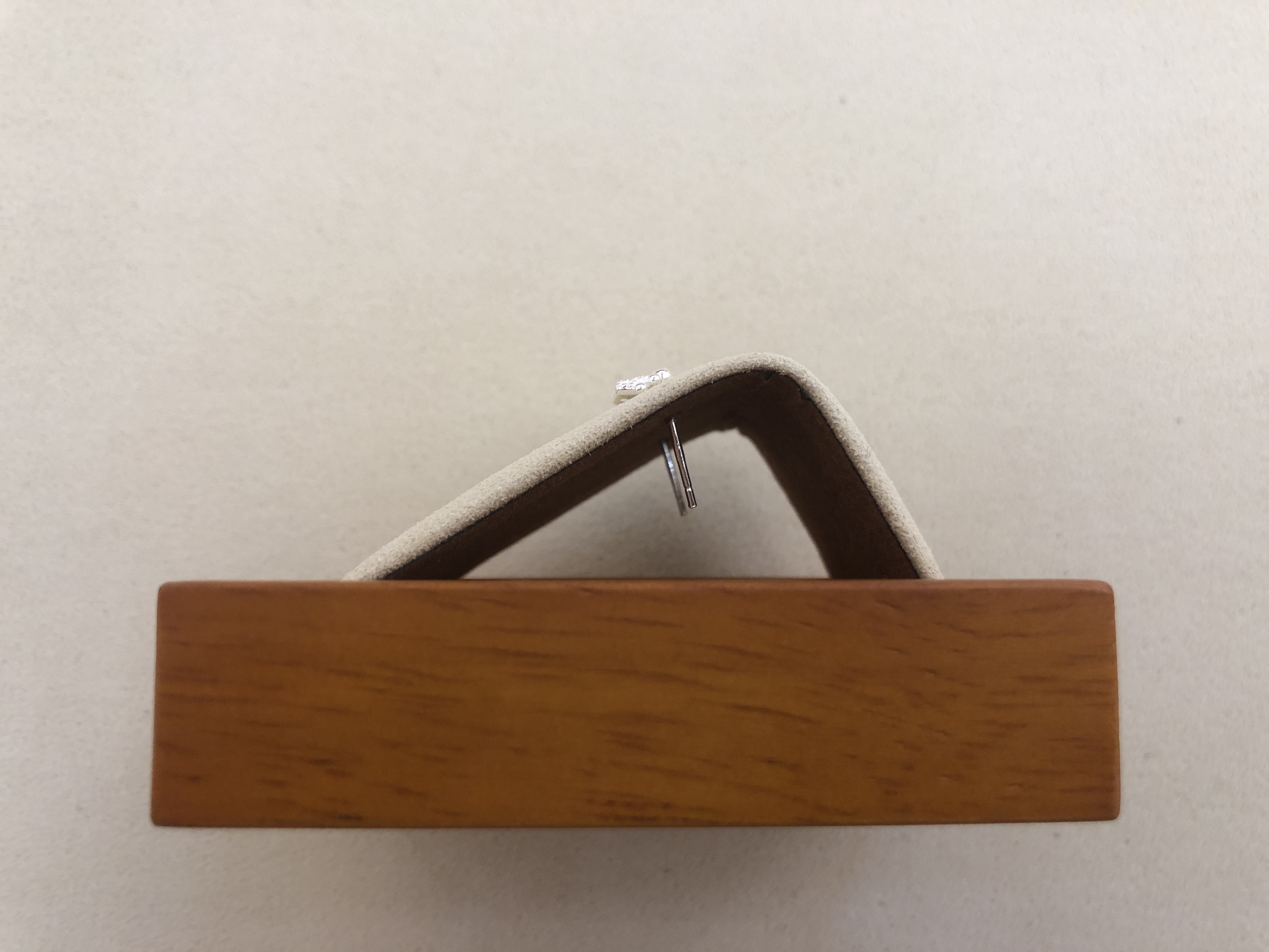 Crown S999 sterling silver earrings, handmade, earrings to prevent ear holes from getting blocked, simple and non-discoloring mini ear bone studs