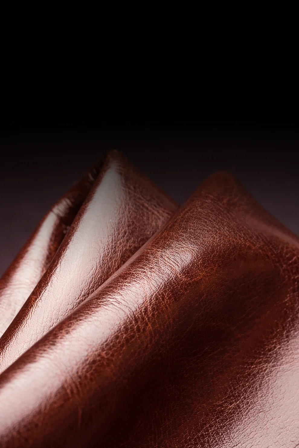 QIALINO Anti-Drop Phone Case for iPhone 15 Pro Genuine Cow Leather+TPU Magnetic Closure Phone Cover - Dark Brown-Cellmalls