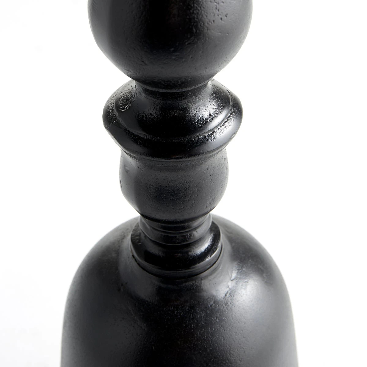 Graphite Jagger Table