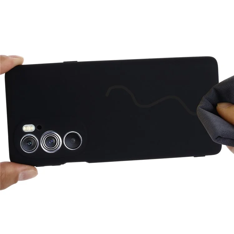 For Motorola Edge 30 Pro (Motorola Edge+ (2022)) Anti-fall Liquid Silicone Phone Case Soft Microfiber Lining Cushion Anti-Scratch Protective Cover - Black-Cellmalls