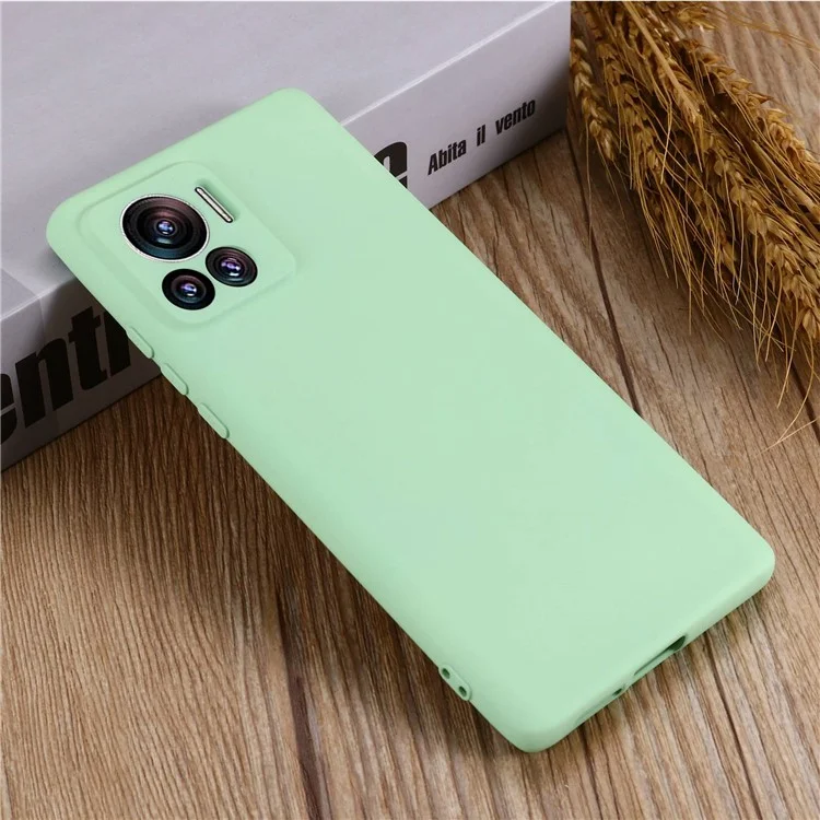 For Motorola Moto X30 Pro 5G / Edge 30 Ultra 5G Liquid Silicone Soft Touch Case Microfiber Lining Camera Protection Phone Cover with Strap - Green-Cellmalls