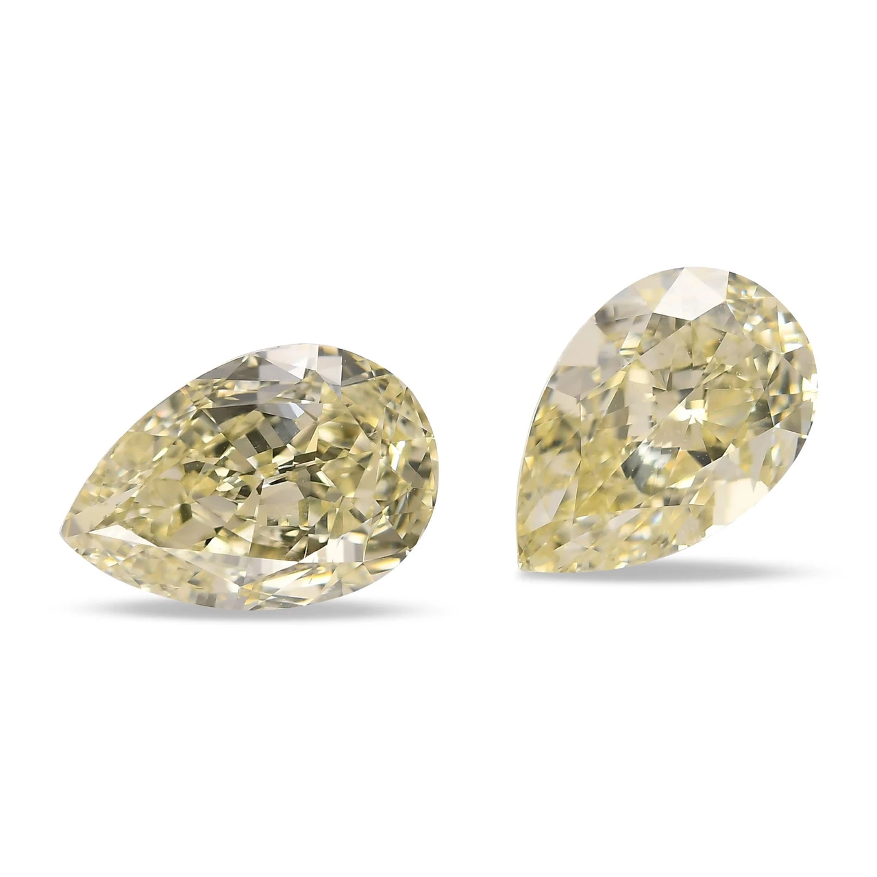6.52 Carat Light Yellow Pear Diamonds VS2