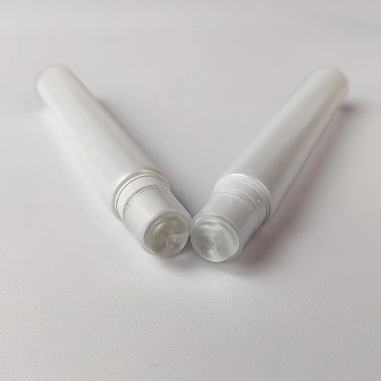 K192502-D19mm soft donuts lip head tube with screw on cap