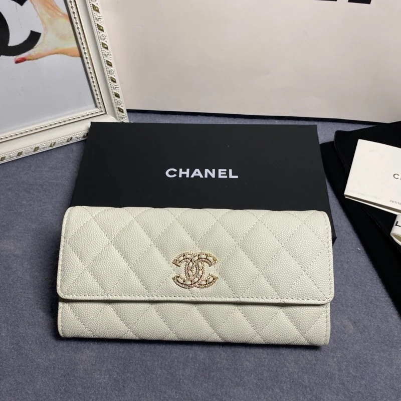 ​​Chanel AP2740B Flap Wallet​