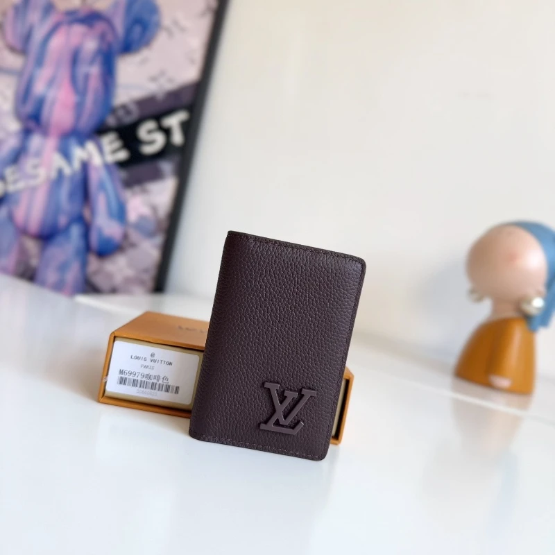 Louis Vuitton Aerogram Pocket Wallet - Soft Calfskin Leather​