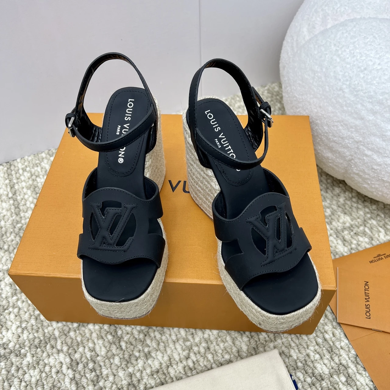 ​​Louis Vuitton × Takashi Murakami – HELIOS Raffia Platform Sandals​