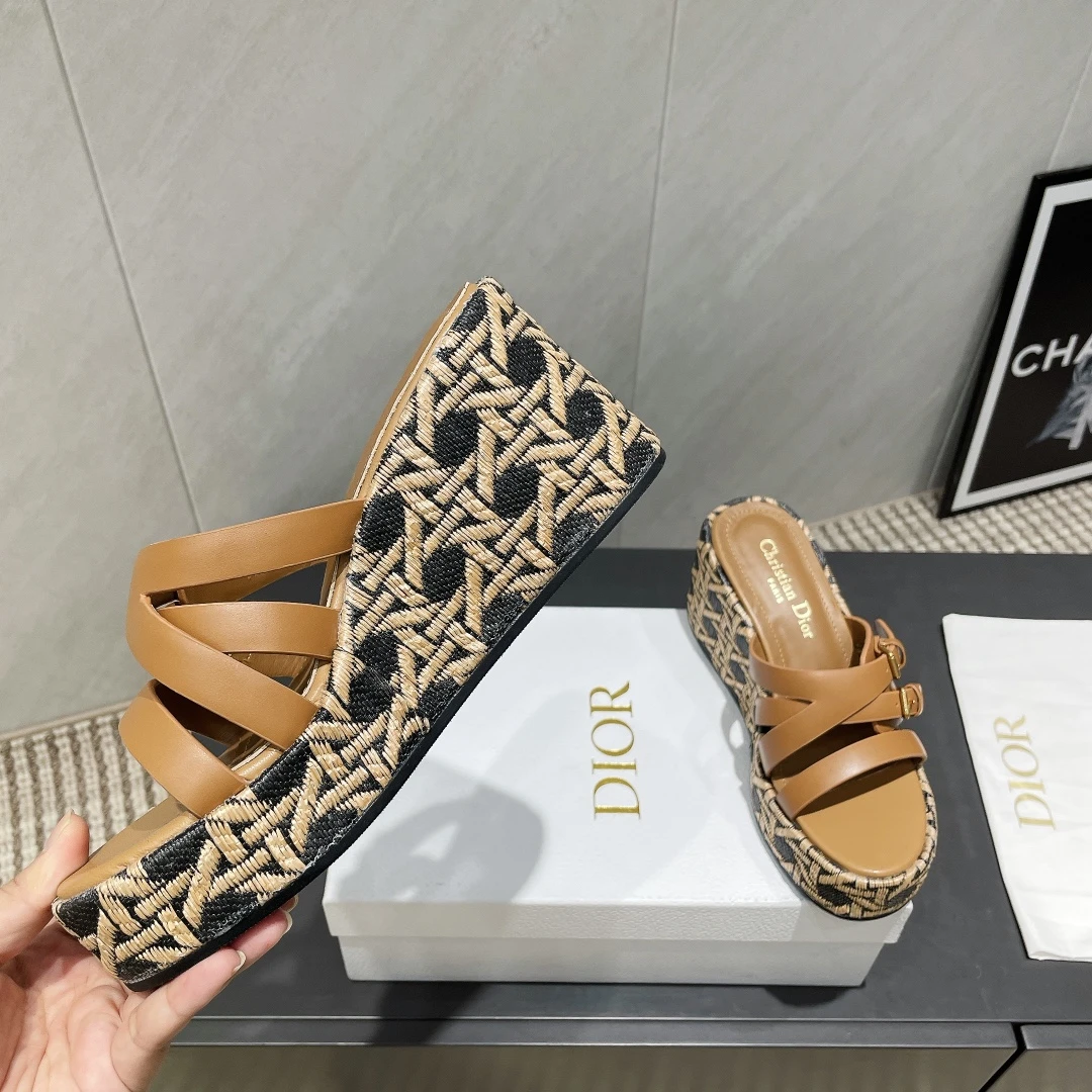 Dior 25ss summer high version new sandals.