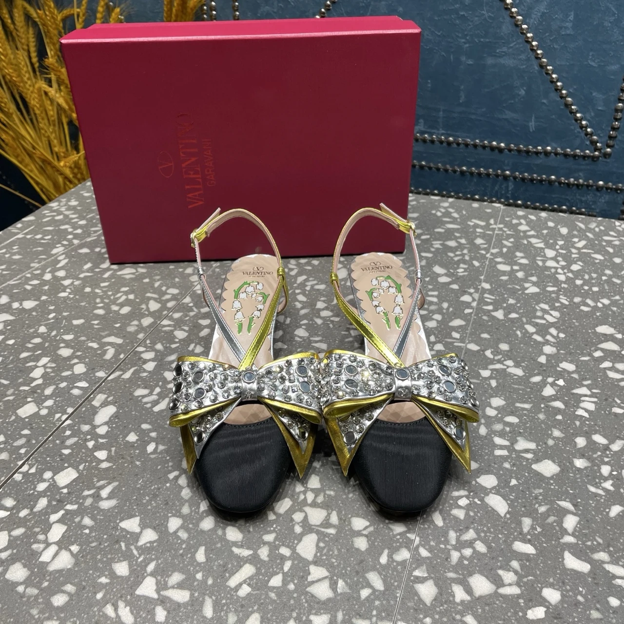 Valentino Diamond Buckle Series Sandals