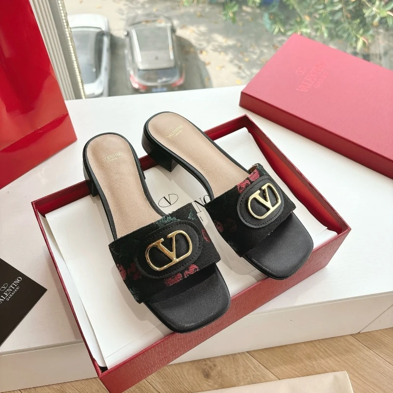 Valentino VLOGO SIGNATURE sandals