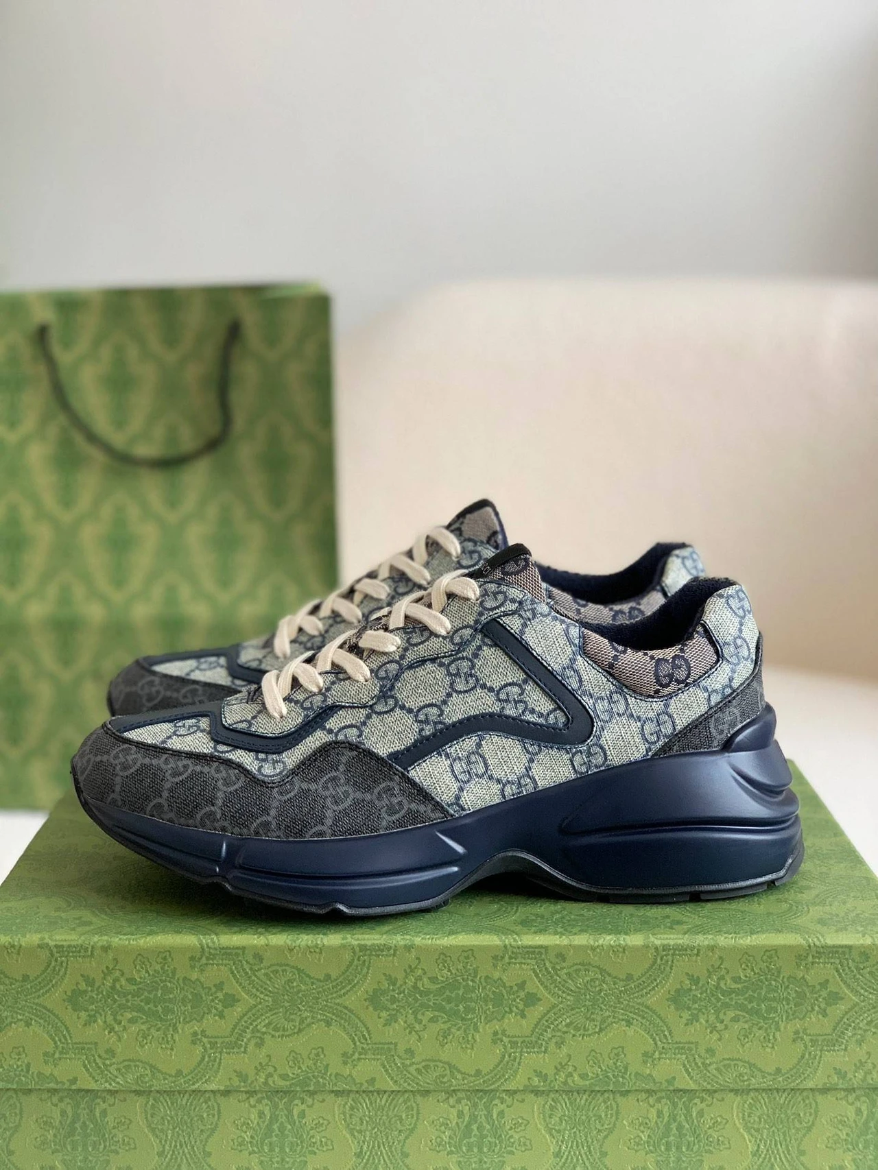 GU*I Retro Clunky Sneaker