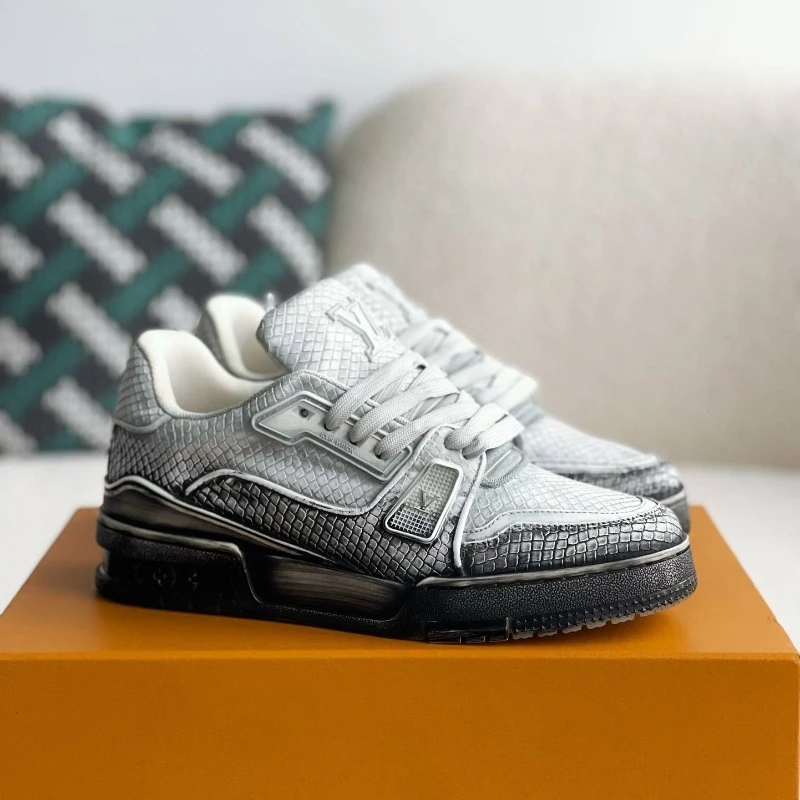 L*V TRAINER SNEAKERS