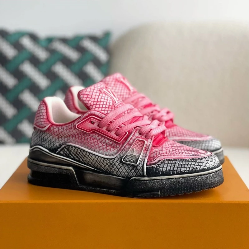 L*V TRAINER SNEAKERS