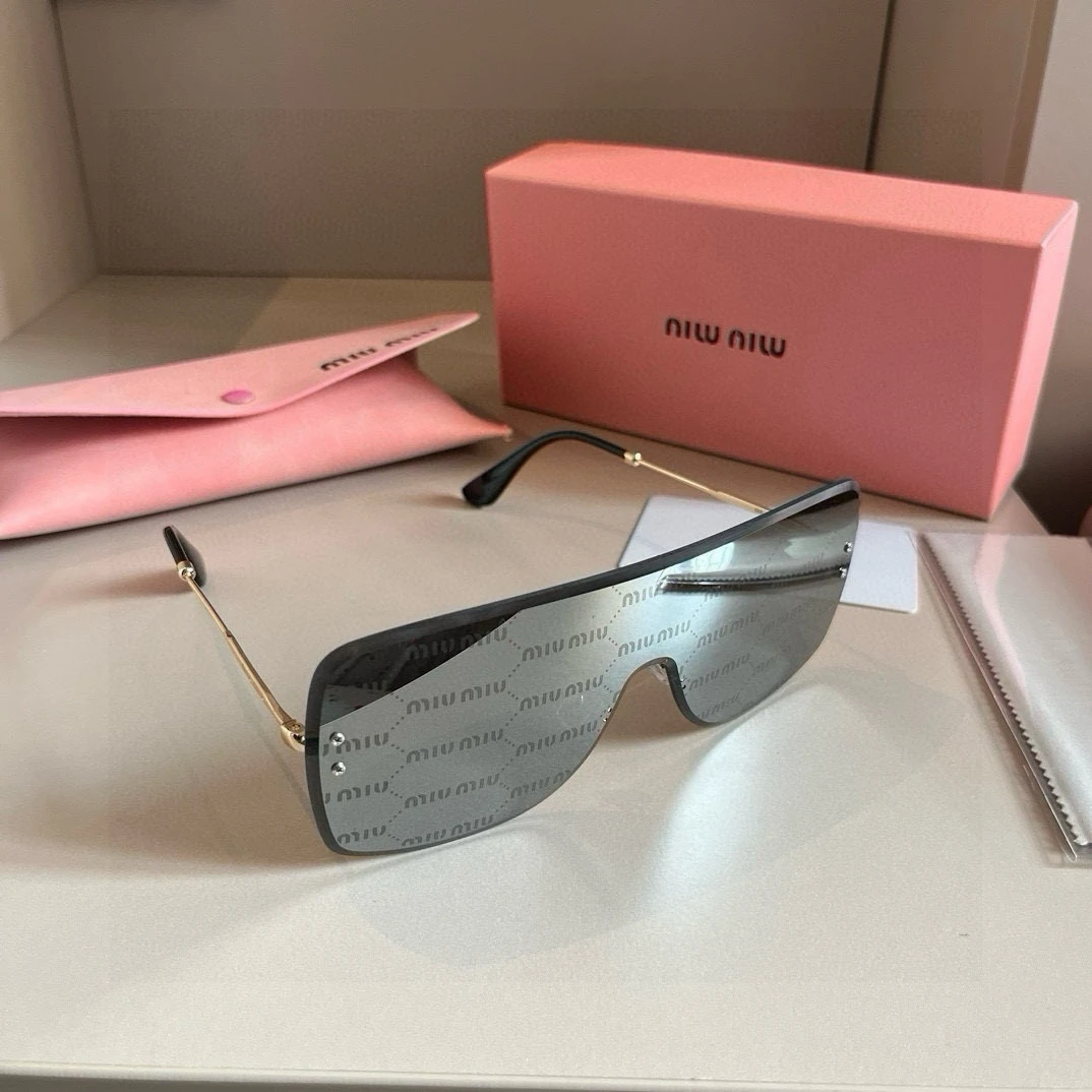 miumiu fashion sunglasses