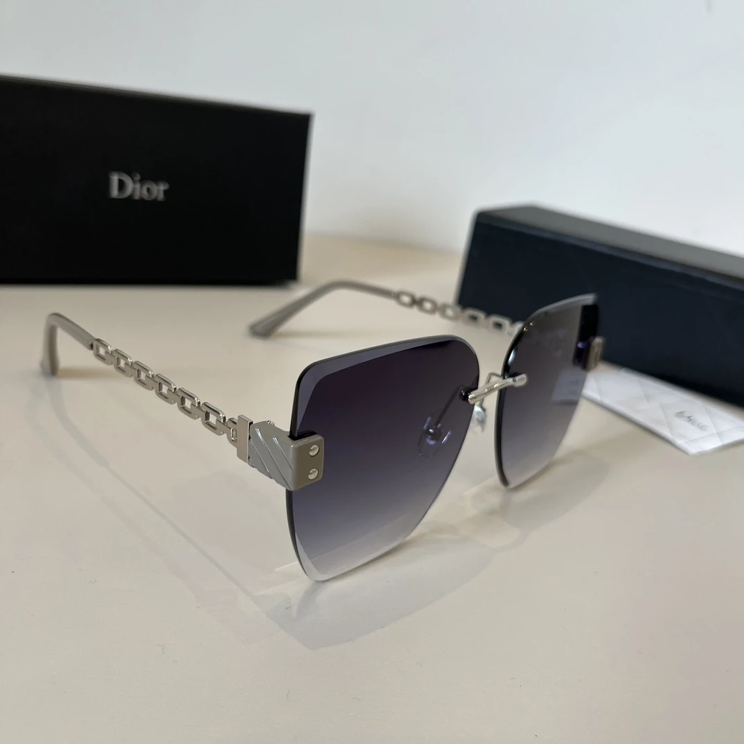 Dior fashion sunglasses