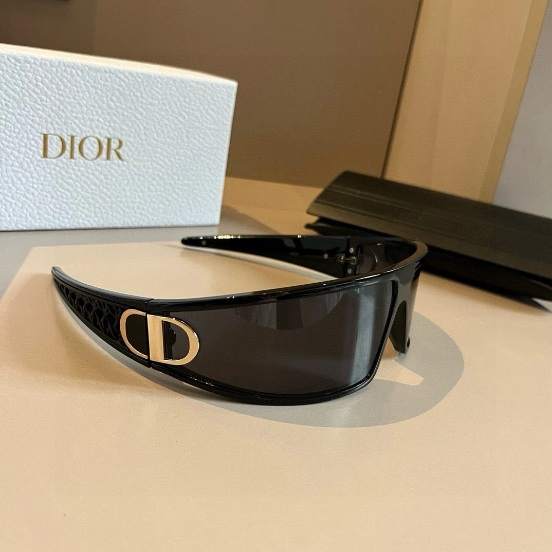 Dior fashion sunglasses