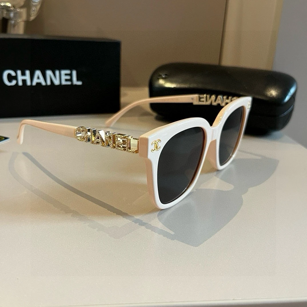 Chanel fashion sunglasses
