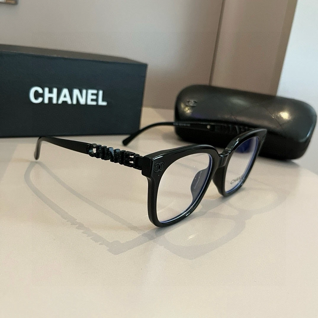 Chanel fashion sunglasses