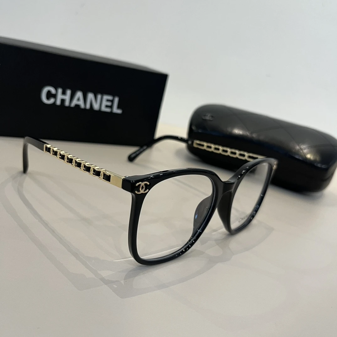 Chanel fashion sunglasses