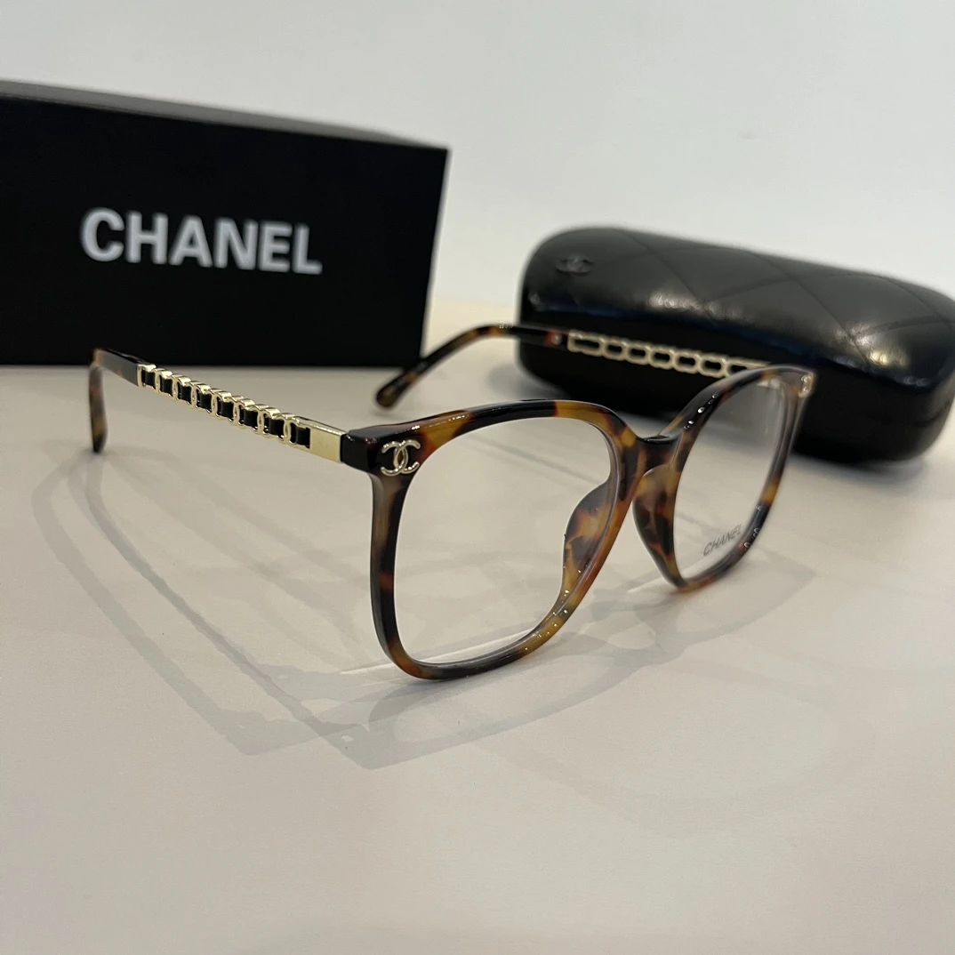 Chanel fashion sunglasses